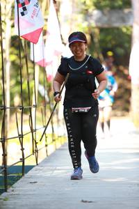 BIB: 190
                            <button type="button" onclick="openModal(6903831)" class="btn btn-primary btn-sm float-right btn-popup" data-toggle="modal" data-target=".modal-high-quality">
                        <i class="fas fa-shopping-cart"></i> Add to Cart
                    </button>
                                            <button type="button" onclick="isThisMe(6903831, true)" class="btn btn-success btn-sm float-right btn-popup btn-isme hidden" data-toggle="tooltip" data-placement="bottom" title="นี่คือรูปของคุณใช่ไหม คลิกที่นี่เพื่อเอาเข้าอัลบั้ม">
                        <i class="fas fa-plus"></i> Add to album
                    </button>
                    <button type="button" onclick="isThisMe(6903831, false)" class="btn btn-warning btn-sm float-right btn-popup btn-isnotme hidden">
                        <i class="fas fa-ban"></i> Remove from album
                    </button>