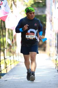 BIB: 1261
                            <button type="button" onclick="openModal(6907110)" class="btn btn-primary btn-sm float-right btn-popup" data-toggle="modal" data-target=".modal-high-quality">
                        <i class="fas fa-shopping-cart"></i> Add to Cart
                    </button>
                                            <button type="button" onclick="isThisMe(6907110, true)" class="btn btn-success btn-sm float-right btn-popup btn-isme hidden" data-toggle="tooltip" data-placement="bottom" title="นี่คือรูปของคุณใช่ไหม คลิกที่นี่เพื่อเอาเข้าอัลบั้ม">
                        <i class="fas fa-plus"></i> Add to album
                    </button>
                    <button type="button" onclick="isThisMe(6907110, false)" class="btn btn-warning btn-sm float-right btn-popup btn-isnotme hidden">
                        <i class="fas fa-ban"></i> Remove from album
                    </button>