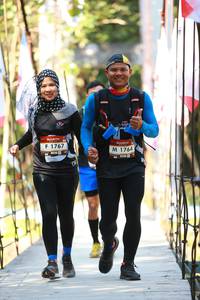 BIB: 1767, 1764
                            <button type="button" onclick="openModal(6905574)" class="btn btn-primary btn-sm float-right btn-popup" data-toggle="modal" data-target=".modal-high-quality">
                        <i class="fas fa-shopping-cart"></i> Add to Cart
                    </button>
                                            <button type="button" onclick="isThisMe(6905574, true)" class="btn btn-success btn-sm float-right btn-popup btn-isme hidden" data-toggle="tooltip" data-placement="bottom" title="นี่คือรูปของคุณใช่ไหม คลิกที่นี่เพื่อเอาเข้าอัลบั้ม">
                        <i class="fas fa-plus"></i> Add to album
                    </button>
                    <button type="button" onclick="isThisMe(6905574, false)" class="btn btn-warning btn-sm float-right btn-popup btn-isnotme hidden">
                        <i class="fas fa-ban"></i> Remove from album
                    </button>