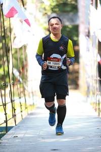 BIB: 1005
                            <button type="button" onclick="openModal(6927013)" class="btn btn-primary btn-sm float-right btn-popup" data-toggle="modal" data-target=".modal-high-quality">
                        <i class="fas fa-shopping-cart"></i> Add to Cart
                    </button>
                                            <button type="button" onclick="isThisMe(6927013, true)" class="btn btn-success btn-sm float-right btn-popup btn-isme hidden" data-toggle="tooltip" data-placement="bottom" title="นี่คือรูปของคุณใช่ไหม คลิกที่นี่เพื่อเอาเข้าอัลบั้ม">
                        <i class="fas fa-plus"></i> Add to album
                    </button>
                    <button type="button" onclick="isThisMe(6927013, false)" class="btn btn-warning btn-sm float-right btn-popup btn-isnotme hidden">
                        <i class="fas fa-ban"></i> Remove from album
                    </button>