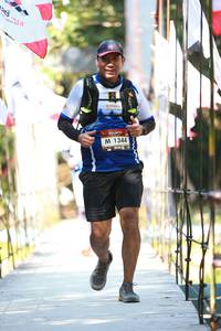 BIB: 1344
                            <button type="button" onclick="openModal(6926326)" class="btn btn-primary btn-sm float-right btn-popup" data-toggle="modal" data-target=".modal-high-quality">
                        <i class="fas fa-shopping-cart"></i> Add to Cart
                    </button>
                                            <button type="button" onclick="isThisMe(6926326, true)" class="btn btn-success btn-sm float-right btn-popup btn-isme hidden" data-toggle="tooltip" data-placement="bottom" title="นี่คือรูปของคุณใช่ไหม คลิกที่นี่เพื่อเอาเข้าอัลบั้ม">
                        <i class="fas fa-plus"></i> Add to album
                    </button>
                    <button type="button" onclick="isThisMe(6926326, false)" class="btn btn-warning btn-sm float-right btn-popup btn-isnotme hidden">
                        <i class="fas fa-ban"></i> Remove from album
                    </button>