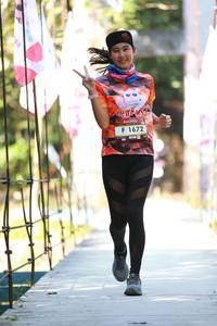 BIB: 1672
                            <button type="button" onclick="openModal(6925802)" class="btn btn-primary btn-sm float-right btn-popup" data-toggle="modal" data-target=".modal-high-quality">
                        <i class="fas fa-shopping-cart"></i> Add to Cart
                    </button>
                                            <button type="button" onclick="isThisMe(6925802, true)" class="btn btn-success btn-sm float-right btn-popup btn-isme hidden" data-toggle="tooltip" data-placement="bottom" title="นี่คือรูปของคุณใช่ไหม คลิกที่นี่เพื่อเอาเข้าอัลบั้ม">
                        <i class="fas fa-plus"></i> Add to album
                    </button>
                    <button type="button" onclick="isThisMe(6925802, false)" class="btn btn-warning btn-sm float-right btn-popup btn-isnotme hidden">
                        <i class="fas fa-ban"></i> Remove from album
                    </button>