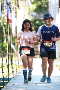 BIB: 1186, 1139
                            <button type="button" onclick="openModal(6932883)" class="btn btn-primary btn-sm float-right btn-popup" data-toggle="modal" data-target=".modal-high-quality">
                        <i class="fas fa-shopping-cart"></i> Add to Cart
                    </button>
                                            <button type="button" onclick="isThisMe(6932883, true)" class="btn btn-success btn-sm float-right btn-popup btn-isme hidden" data-toggle="tooltip" data-placement="bottom" title="นี่คือรูปของคุณใช่ไหม คลิกที่นี่เพื่อเอาเข้าอัลบั้ม">
                        <i class="fas fa-plus"></i> Add to album
                    </button>
                    <button type="button" onclick="isThisMe(6932883, false)" class="btn btn-warning btn-sm float-right btn-popup btn-isnotme hidden">
                        <i class="fas fa-ban"></i> Remove from album
                    </button>