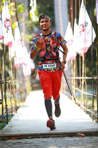 BIB: 4960
                            <button type="button" onclick="openModal(6958022)" class="btn btn-primary btn-sm float-right btn-popup" data-toggle="modal" data-target=".modal-high-quality">
                        <i class="fas fa-shopping-cart"></i> Add to Cart
                    </button>
                                            <button type="button" onclick="isThisMe(6958022, true)" class="btn btn-success btn-sm float-right btn-popup btn-isme hidden" data-toggle="tooltip" data-placement="bottom" title="นี่คือรูปของคุณใช่ไหม คลิกที่นี่เพื่อเอาเข้าอัลบั้ม">
                        <i class="fas fa-plus"></i> Add to album
                    </button>
                    <button type="button" onclick="isThisMe(6958022, false)" class="btn btn-warning btn-sm float-right btn-popup btn-isnotme hidden">
                        <i class="fas fa-ban"></i> Remove from album
                    </button>