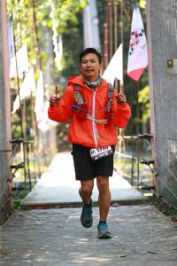 BIB: 2760
                            <button type="button" onclick="openModal(6957818)" class="btn btn-primary btn-sm float-right btn-popup" data-toggle="modal" data-target=".modal-high-quality">
                        <i class="fas fa-shopping-cart"></i> Add to Cart
                    </button>
                                            <button type="button" onclick="isThisMe(6957818, true)" class="btn btn-success btn-sm float-right btn-popup btn-isme hidden" data-toggle="tooltip" data-placement="bottom" title="นี่คือรูปของคุณใช่ไหม คลิกที่นี่เพื่อเอาเข้าอัลบั้ม">
                        <i class="fas fa-plus"></i> Add to album
                    </button>
                    <button type="button" onclick="isThisMe(6957818, false)" class="btn btn-warning btn-sm float-right btn-popup btn-isnotme hidden">
                        <i class="fas fa-ban"></i> Remove from album
                    </button>