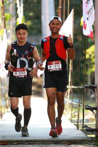 BIB: 2215, 2255
                            <button type="button" onclick="openModal(6957314)" class="btn btn-primary btn-sm float-right btn-popup" data-toggle="modal" data-target=".modal-high-quality">
                        <i class="fas fa-shopping-cart"></i> Add to Cart
                    </button>
                                            <button type="button" onclick="isThisMe(6957314, true)" class="btn btn-success btn-sm float-right btn-popup btn-isme hidden" data-toggle="tooltip" data-placement="bottom" title="นี่คือรูปของคุณใช่ไหม คลิกที่นี่เพื่อเอาเข้าอัลบั้ม">
                        <i class="fas fa-plus"></i> Add to album
                    </button>
                    <button type="button" onclick="isThisMe(6957314, false)" class="btn btn-warning btn-sm float-right btn-popup btn-isnotme hidden">
                        <i class="fas fa-ban"></i> Remove from album
                    </button>