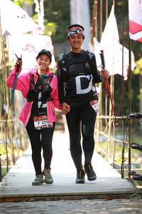 BIB: 220, 
                            <button type="button" onclick="openModal(6957464)" class="btn btn-primary btn-sm float-right btn-popup" data-toggle="modal" data-target=".modal-high-quality">
                        <i class="fas fa-shopping-cart"></i> Add to Cart
                    </button>
                                            <button type="button" onclick="isThisMe(6957464, true)" class="btn btn-success btn-sm float-right btn-popup btn-isme hidden" data-toggle="tooltip" data-placement="bottom" title="นี่คือรูปของคุณใช่ไหม คลิกที่นี่เพื่อเอาเข้าอัลบั้ม">
                        <i class="fas fa-plus"></i> Add to album
                    </button>
                    <button type="button" onclick="isThisMe(6957464, false)" class="btn btn-warning btn-sm float-right btn-popup btn-isnotme hidden">
                        <i class="fas fa-ban"></i> Remove from album
                    </button>