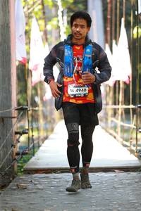 BIB: 4940
                            <button type="button" onclick="openModal(6960392)" class="btn btn-primary btn-sm float-right btn-popup" data-toggle="modal" data-target=".modal-high-quality">
                        <i class="fas fa-shopping-cart"></i> Add to Cart
                    </button>
                                            <button type="button" onclick="isThisMe(6960392, true)" class="btn btn-success btn-sm float-right btn-popup btn-isme hidden" data-toggle="tooltip" data-placement="bottom" title="นี่คือรูปของคุณใช่ไหม คลิกที่นี่เพื่อเอาเข้าอัลบั้ม">
                        <i class="fas fa-plus"></i> Add to album
                    </button>
                    <button type="button" onclick="isThisMe(6960392, false)" class="btn btn-warning btn-sm float-right btn-popup btn-isnotme hidden">
                        <i class="fas fa-ban"></i> Remove from album
                    </button>