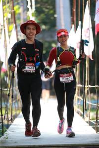 BIB: 2602, 2601
                            <button type="button" onclick="openModal(6959647)" class="btn btn-primary btn-sm float-right btn-popup" data-toggle="modal" data-target=".modal-high-quality">
                        <i class="fas fa-shopping-cart"></i> Add to Cart
                    </button>
                                            <button type="button" onclick="isThisMe(6959647, true)" class="btn btn-success btn-sm float-right btn-popup btn-isme hidden" data-toggle="tooltip" data-placement="bottom" title="นี่คือรูปของคุณใช่ไหม คลิกที่นี่เพื่อเอาเข้าอัลบั้ม">
                        <i class="fas fa-plus"></i> Add to album
                    </button>
                    <button type="button" onclick="isThisMe(6959647, false)" class="btn btn-warning btn-sm float-right btn-popup btn-isnotme hidden">
                        <i class="fas fa-ban"></i> Remove from album
                    </button>