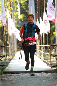 BIB: 238
                            <button type="button" onclick="openModal(6960687)" class="btn btn-primary btn-sm float-right btn-popup" data-toggle="modal" data-target=".modal-high-quality">
                        <i class="fas fa-shopping-cart"></i> Add to Cart
                    </button>
                                            <button type="button" onclick="isThisMe(6960687, true)" class="btn btn-success btn-sm float-right btn-popup btn-isme hidden" data-toggle="tooltip" data-placement="bottom" title="นี่คือรูปของคุณใช่ไหม คลิกที่นี่เพื่อเอาเข้าอัลบั้ม">
                        <i class="fas fa-plus"></i> Add to album
                    </button>
                    <button type="button" onclick="isThisMe(6960687, false)" class="btn btn-warning btn-sm float-right btn-popup btn-isnotme hidden">
                        <i class="fas fa-ban"></i> Remove from album
                    </button>