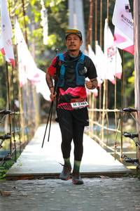 BIB: 238
                            <button type="button" onclick="openModal(6960686)" class="btn btn-primary btn-sm float-right btn-popup" data-toggle="modal" data-target=".modal-high-quality">
                        <i class="fas fa-shopping-cart"></i> Add to Cart
                    </button>
                                            <button type="button" onclick="isThisMe(6960686, true)" class="btn btn-success btn-sm float-right btn-popup btn-isme hidden" data-toggle="tooltip" data-placement="bottom" title="นี่คือรูปของคุณใช่ไหม คลิกที่นี่เพื่อเอาเข้าอัลบั้ม">
                        <i class="fas fa-plus"></i> Add to album
                    </button>
                    <button type="button" onclick="isThisMe(6960686, false)" class="btn btn-warning btn-sm float-right btn-popup btn-isnotme hidden">
                        <i class="fas fa-ban"></i> Remove from album
                    </button>