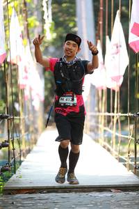 BIB: 413, 
                            <button type="button" onclick="openModal(6960091)" class="btn btn-primary btn-sm float-right btn-popup" data-toggle="modal" data-target=".modal-high-quality">
                        <i class="fas fa-shopping-cart"></i> Add to Cart
                    </button>
                                            <button type="button" onclick="isThisMe(6960091, true)" class="btn btn-success btn-sm float-right btn-popup btn-isme hidden" data-toggle="tooltip" data-placement="bottom" title="นี่คือรูปของคุณใช่ไหม คลิกที่นี่เพื่อเอาเข้าอัลบั้ม">
                        <i class="fas fa-plus"></i> Add to album
                    </button>
                    <button type="button" onclick="isThisMe(6960091, false)" class="btn btn-warning btn-sm float-right btn-popup btn-isnotme hidden">
                        <i class="fas fa-ban"></i> Remove from album
                    </button>