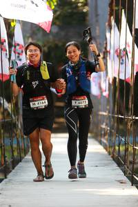 BIB: 4164, 4072
                            <button type="button" onclick="openModal(6994736)" class="btn btn-primary btn-sm float-right btn-popup" data-toggle="modal" data-target=".modal-high-quality">
                        <i class="fas fa-shopping-cart"></i> Add to Cart
                    </button>
                                            <button type="button" onclick="isThisMe(6994736, true)" class="btn btn-success btn-sm float-right btn-popup btn-isme hidden" data-toggle="tooltip" data-placement="bottom" title="นี่คือรูปของคุณใช่ไหม คลิกที่นี่เพื่อเอาเข้าอัลบั้ม">
                        <i class="fas fa-plus"></i> Add to album
                    </button>
                    <button type="button" onclick="isThisMe(6994736, false)" class="btn btn-warning btn-sm float-right btn-popup btn-isnotme hidden">
                        <i class="fas fa-ban"></i> Remove from album
                    </button>