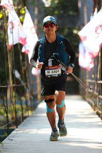 BIB: 4409
                            <button type="button" onclick="openModal(6989861)" class="btn btn-primary btn-sm float-right btn-popup" data-toggle="modal" data-target=".modal-high-quality">
                        <i class="fas fa-shopping-cart"></i> Add to Cart
                    </button>
                                            <button type="button" onclick="isThisMe(6989861, true)" class="btn btn-success btn-sm float-right btn-popup btn-isme hidden" data-toggle="tooltip" data-placement="bottom" title="นี่คือรูปของคุณใช่ไหม คลิกที่นี่เพื่อเอาเข้าอัลบั้ม">
                        <i class="fas fa-plus"></i> Add to album
                    </button>
                    <button type="button" onclick="isThisMe(6989861, false)" class="btn btn-warning btn-sm float-right btn-popup btn-isnotme hidden">
                        <i class="fas fa-ban"></i> Remove from album
                    </button>