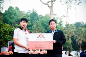 BIB: 5000
                            <button type="button" onclick="openModal(7029905)" class="btn btn-primary btn-sm float-right btn-popup" data-toggle="modal" data-target=".modal-high-quality">
                        <i class="fas fa-shopping-cart"></i> Add to Cart
                    </button>
                                            <button type="button" onclick="isThisMe(7029905, true)" class="btn btn-success btn-sm float-right btn-popup btn-isme hidden" data-toggle="tooltip" data-placement="bottom" title="นี่คือรูปของคุณใช่ไหม คลิกที่นี่เพื่อเอาเข้าอัลบั้ม">
                        <i class="fas fa-plus"></i> Add to album
                    </button>
                    <button type="button" onclick="isThisMe(7029905, false)" class="btn btn-warning btn-sm float-right btn-popup btn-isnotme hidden">
                        <i class="fas fa-ban"></i> Remove from album
                    </button>