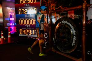 BIB: 00000, 0429
                            <button type="button" onclick="openModal(6961587)" class="btn btn-primary btn-sm float-right btn-popup" data-toggle="modal" data-target=".modal-high-quality">
                        <i class="fas fa-shopping-cart"></i> Add to Cart
                    </button>
                                            <button type="button" onclick="isThisMe(6961587, true)" class="btn btn-success btn-sm float-right btn-popup btn-isme hidden" data-toggle="tooltip" data-placement="bottom" title="นี่คือรูปของคุณใช่ไหม คลิกที่นี่เพื่อเอาเข้าอัลบั้ม">
                        <i class="fas fa-plus"></i> Add to album
                    </button>
                    <button type="button" onclick="isThisMe(6961587, false)" class="btn btn-warning btn-sm float-right btn-popup btn-isnotme hidden">
                        <i class="fas fa-ban"></i> Remove from album
                    </button>