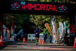 BIB: 413
                            <button type="button" onclick="openModal(7033237)" class="btn btn-primary btn-sm float-right btn-popup" data-toggle="modal" data-target=".modal-high-quality">
                        <i class="fas fa-shopping-cart"></i> Add to Cart
                    </button>
                                            <button type="button" onclick="isThisMe(7033237, true)" class="btn btn-success btn-sm float-right btn-popup btn-isme hidden" data-toggle="tooltip" data-placement="bottom" title="นี่คือรูปของคุณใช่ไหม คลิกที่นี่เพื่อเอาเข้าอัลบั้ม">
                        <i class="fas fa-plus"></i> Add to album
                    </button>
                    <button type="button" onclick="isThisMe(7033237, false)" class="btn btn-warning btn-sm float-right btn-popup btn-isnotme hidden">
                        <i class="fas fa-ban"></i> Remove from album
                    </button>