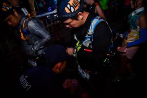 BIB: 011
                            <button type="button" onclick="openModal(7029557)" class="btn btn-primary btn-sm float-right btn-popup" data-toggle="modal" data-target=".modal-high-quality">
                        <i class="fas fa-shopping-cart"></i> Add to Cart
                    </button>
                                            <button type="button" onclick="isThisMe(7029557, true)" class="btn btn-success btn-sm float-right btn-popup btn-isme hidden" data-toggle="tooltip" data-placement="bottom" title="นี่คือรูปของคุณใช่ไหม คลิกที่นี่เพื่อเอาเข้าอัลบั้ม">
                        <i class="fas fa-plus"></i> Add to album
                    </button>
                    <button type="button" onclick="isThisMe(7029557, false)" class="btn btn-warning btn-sm float-right btn-popup btn-isnotme hidden">
                        <i class="fas fa-ban"></i> Remove from album
                    </button>