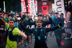 BIB: 1404
                            <button type="button" onclick="openModal(7029686)" class="btn btn-primary btn-sm float-right btn-popup" data-toggle="modal" data-target=".modal-high-quality">
                        <i class="fas fa-shopping-cart"></i> Add to Cart
                    </button>
                                            <button type="button" onclick="isThisMe(7029686, true)" class="btn btn-success btn-sm float-right btn-popup btn-isme hidden" data-toggle="tooltip" data-placement="bottom" title="นี่คือรูปของคุณใช่ไหม คลิกที่นี่เพื่อเอาเข้าอัลบั้ม">
                        <i class="fas fa-plus"></i> Add to album
                    </button>
                    <button type="button" onclick="isThisMe(7029686, false)" class="btn btn-warning btn-sm float-right btn-popup btn-isnotme hidden">
                        <i class="fas fa-ban"></i> Remove from album
                    </button>