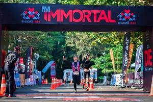 BIB: 013
                            <button type="button" onclick="openModal(7034095)" class="btn btn-primary btn-sm float-right btn-popup" data-toggle="modal" data-target=".modal-high-quality">
                        <i class="fas fa-shopping-cart"></i> Add to Cart
                    </button>
                                            <button type="button" onclick="isThisMe(7034095, true)" class="btn btn-success btn-sm float-right btn-popup btn-isme hidden" data-toggle="tooltip" data-placement="bottom" title="นี่คือรูปของคุณใช่ไหม คลิกที่นี่เพื่อเอาเข้าอัลบั้ม">
                        <i class="fas fa-plus"></i> Add to album
                    </button>
                    <button type="button" onclick="isThisMe(7034095, false)" class="btn btn-warning btn-sm float-right btn-popup btn-isnotme hidden">
                        <i class="fas fa-ban"></i> Remove from album
                    </button>