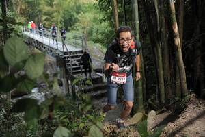 BIB: 2299
                            <button type="button" onclick="openModal(6868287)" class="btn btn-primary btn-sm float-right btn-popup" data-toggle="modal" data-target=".modal-high-quality">
                        <i class="fas fa-shopping-cart"></i> Add to Cart
                    </button>
                                            <button type="button" onclick="isThisMe(6868287, true)" class="btn btn-success btn-sm float-right btn-popup btn-isme hidden" data-toggle="tooltip" data-placement="bottom" title="นี่คือรูปของคุณใช่ไหม คลิกที่นี่เพื่อเอาเข้าอัลบั้ม">
                        <i class="fas fa-plus"></i> Add to album
                    </button>
                    <button type="button" onclick="isThisMe(6868287, false)" class="btn btn-warning btn-sm float-right btn-popup btn-isnotme hidden">
                        <i class="fas fa-ban"></i> Remove from album
                    </button>