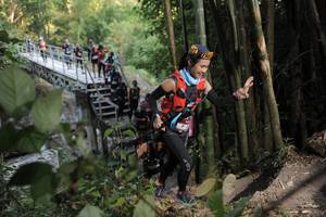 BIB: 
                            <button type="button" onclick="openModal(6872366)" class="btn btn-primary btn-sm float-right btn-popup" data-toggle="modal" data-target=".modal-high-quality">
                        <i class="fas fa-shopping-cart"></i> Add to Cart
                    </button>
                                            <button type="button" onclick="isThisMe(6872366, true)" class="btn btn-success btn-sm float-right btn-popup btn-isme hidden" data-toggle="tooltip" data-placement="bottom" title="นี่คือรูปของคุณใช่ไหม คลิกที่นี่เพื่อเอาเข้าอัลบั้ม">
                        <i class="fas fa-plus"></i> Add to album
                    </button>
                    <button type="button" onclick="isThisMe(6872366, false)" class="btn btn-warning btn-sm float-right btn-popup btn-isnotme hidden">
                        <i class="fas fa-ban"></i> Remove from album
                    </button>