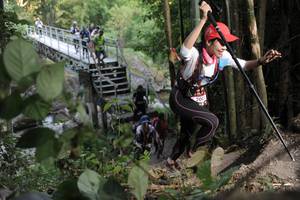 BIB: 200, 
                            <button type="button" onclick="openModal(6871052)" class="btn btn-primary btn-sm float-right btn-popup" data-toggle="modal" data-target=".modal-high-quality">
                        <i class="fas fa-shopping-cart"></i> Add to Cart
                    </button>
                                            <button type="button" onclick="isThisMe(6871052, true)" class="btn btn-success btn-sm float-right btn-popup btn-isme hidden" data-toggle="tooltip" data-placement="bottom" title="นี่คือรูปของคุณใช่ไหม คลิกที่นี่เพื่อเอาเข้าอัลบั้ม">
                        <i class="fas fa-plus"></i> Add to album
                    </button>
                    <button type="button" onclick="isThisMe(6871052, false)" class="btn btn-warning btn-sm float-right btn-popup btn-isnotme hidden">
                        <i class="fas fa-ban"></i> Remove from album
                    </button>