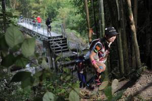 BIB: 
                            <button type="button" onclick="openModal(6867949)" class="btn btn-primary btn-sm float-right btn-popup" data-toggle="modal" data-target=".modal-high-quality">
                        <i class="fas fa-shopping-cart"></i> Add to Cart
                    </button>
                                            <button type="button" onclick="isThisMe(6867949, true)" class="btn btn-success btn-sm float-right btn-popup btn-isme hidden" data-toggle="tooltip" data-placement="bottom" title="นี่คือรูปของคุณใช่ไหม คลิกที่นี่เพื่อเอาเข้าอัลบั้ม">
                        <i class="fas fa-plus"></i> Add to album
                    </button>
                    <button type="button" onclick="isThisMe(6867949, false)" class="btn btn-warning btn-sm float-right btn-popup btn-isnotme hidden">
                        <i class="fas fa-ban"></i> Remove from album
                    </button>