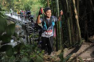 BIB: 2015
                            <button type="button" onclick="openModal(6869233)" class="btn btn-primary btn-sm float-right btn-popup" data-toggle="modal" data-target=".modal-high-quality">
                        <i class="fas fa-shopping-cart"></i> Add to Cart
                    </button>
                                            <button type="button" onclick="isThisMe(6869233, true)" class="btn btn-success btn-sm float-right btn-popup btn-isme hidden" data-toggle="tooltip" data-placement="bottom" title="นี่คือรูปของคุณใช่ไหม คลิกที่นี่เพื่อเอาเข้าอัลบั้ม">
                        <i class="fas fa-plus"></i> Add to album
                    </button>
                    <button type="button" onclick="isThisMe(6869233, false)" class="btn btn-warning btn-sm float-right btn-popup btn-isnotme hidden">
                        <i class="fas fa-ban"></i> Remove from album
                    </button>