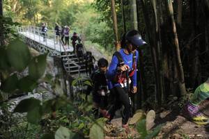 BIB: 
                            <button type="button" onclick="openModal(6873480)" class="btn btn-primary btn-sm float-right btn-popup" data-toggle="modal" data-target=".modal-high-quality">
                        <i class="fas fa-shopping-cart"></i> Add to Cart
                    </button>
                                            <button type="button" onclick="isThisMe(6873480, true)" class="btn btn-success btn-sm float-right btn-popup btn-isme hidden" data-toggle="tooltip" data-placement="bottom" title="นี่คือรูปของคุณใช่ไหม คลิกที่นี่เพื่อเอาเข้าอัลบั้ม">
                        <i class="fas fa-plus"></i> Add to album
                    </button>
                    <button type="button" onclick="isThisMe(6873480, false)" class="btn btn-warning btn-sm float-right btn-popup btn-isnotme hidden">
                        <i class="fas fa-ban"></i> Remove from album
                    </button>