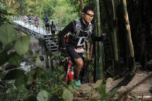 BIB: 2263
                            <button type="button" onclick="openModal(6869455)" class="btn btn-primary btn-sm float-right btn-popup" data-toggle="modal" data-target=".modal-high-quality">
                        <i class="fas fa-shopping-cart"></i> Add to Cart
                    </button>
                                            <button type="button" onclick="isThisMe(6869455, true)" class="btn btn-success btn-sm float-right btn-popup btn-isme hidden" data-toggle="tooltip" data-placement="bottom" title="นี่คือรูปของคุณใช่ไหม คลิกที่นี่เพื่อเอาเข้าอัลบั้ม">
                        <i class="fas fa-plus"></i> Add to album
                    </button>
                    <button type="button" onclick="isThisMe(6869455, false)" class="btn btn-warning btn-sm float-right btn-popup btn-isnotme hidden">
                        <i class="fas fa-ban"></i> Remove from album
                    </button>