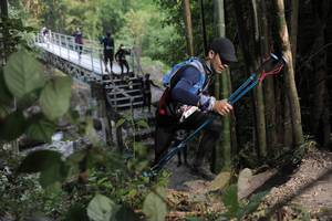 BIB: 
                            <button type="button" onclick="openModal(6868450)" class="btn btn-primary btn-sm float-right btn-popup" data-toggle="modal" data-target=".modal-high-quality">
                        <i class="fas fa-shopping-cart"></i> Add to Cart
                    </button>
                                            <button type="button" onclick="isThisMe(6868450, true)" class="btn btn-success btn-sm float-right btn-popup btn-isme hidden" data-toggle="tooltip" data-placement="bottom" title="นี่คือรูปของคุณใช่ไหม คลิกที่นี่เพื่อเอาเข้าอัลบั้ม">
                        <i class="fas fa-plus"></i> Add to album
                    </button>
                    <button type="button" onclick="isThisMe(6868450, false)" class="btn btn-warning btn-sm float-right btn-popup btn-isnotme hidden">
                        <i class="fas fa-ban"></i> Remove from album
                    </button>