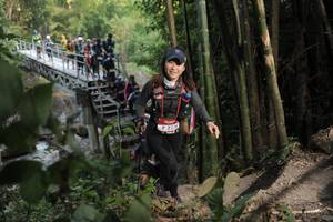 BIB: 2276
                            <button type="button" onclick="openModal(6869235)" class="btn btn-primary btn-sm float-right btn-popup" data-toggle="modal" data-target=".modal-high-quality">
                        <i class="fas fa-shopping-cart"></i> Add to Cart
                    </button>
                                            <button type="button" onclick="isThisMe(6869235, true)" class="btn btn-success btn-sm float-right btn-popup btn-isme hidden" data-toggle="tooltip" data-placement="bottom" title="นี่คือรูปของคุณใช่ไหม คลิกที่นี่เพื่อเอาเข้าอัลบั้ม">
                        <i class="fas fa-plus"></i> Add to album
                    </button>
                    <button type="button" onclick="isThisMe(6869235, false)" class="btn btn-warning btn-sm float-right btn-popup btn-isnotme hidden">
                        <i class="fas fa-ban"></i> Remove from album
                    </button>