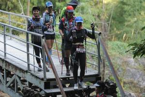 BIB: 2505, 
                            <button type="button" onclick="openModal(6875191)" class="btn btn-primary btn-sm float-right btn-popup" data-toggle="modal" data-target=".modal-high-quality">
                        <i class="fas fa-shopping-cart"></i> Add to Cart
                    </button>
                                            <button type="button" onclick="isThisMe(6875191, true)" class="btn btn-success btn-sm float-right btn-popup btn-isme hidden" data-toggle="tooltip" data-placement="bottom" title="นี่คือรูปของคุณใช่ไหม คลิกที่นี่เพื่อเอาเข้าอัลบั้ม">
                        <i class="fas fa-plus"></i> Add to album
                    </button>
                    <button type="button" onclick="isThisMe(6875191, false)" class="btn btn-warning btn-sm float-right btn-popup btn-isnotme hidden">
                        <i class="fas fa-ban"></i> Remove from album
                    </button>