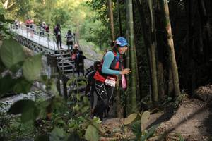 BIB: 2522
                            <button type="button" onclick="openModal(6875133)" class="btn btn-primary btn-sm float-right btn-popup" data-toggle="modal" data-target=".modal-high-quality">
                        <i class="fas fa-shopping-cart"></i> Add to Cart
                    </button>
                                            <button type="button" onclick="isThisMe(6875133, true)" class="btn btn-success btn-sm float-right btn-popup btn-isme hidden" data-toggle="tooltip" data-placement="bottom" title="นี่คือรูปของคุณใช่ไหม คลิกที่นี่เพื่อเอาเข้าอัลบั้ม">
                        <i class="fas fa-plus"></i> Add to album
                    </button>
                    <button type="button" onclick="isThisMe(6875133, false)" class="btn btn-warning btn-sm float-right btn-popup btn-isnotme hidden">
                        <i class="fas fa-ban"></i> Remove from album
                    </button>