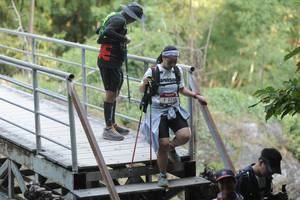 BIB: 2230
                            <button type="button" onclick="openModal(6875196)" class="btn btn-primary btn-sm float-right btn-popup" data-toggle="modal" data-target=".modal-high-quality">
                        <i class="fas fa-shopping-cart"></i> Add to Cart
                    </button>
                                            <button type="button" onclick="isThisMe(6875196, true)" class="btn btn-success btn-sm float-right btn-popup btn-isme hidden" data-toggle="tooltip" data-placement="bottom" title="นี่คือรูปของคุณใช่ไหม คลิกที่นี่เพื่อเอาเข้าอัลบั้ม">
                        <i class="fas fa-plus"></i> Add to album
                    </button>
                    <button type="button" onclick="isThisMe(6875196, false)" class="btn btn-warning btn-sm float-right btn-popup btn-isnotme hidden">
                        <i class="fas fa-ban"></i> Remove from album
                    </button>