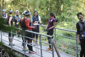 BIB: 1510
                            <button type="button" onclick="openModal(6876891)" class="btn btn-primary btn-sm float-right btn-popup" data-toggle="modal" data-target=".modal-high-quality">
                        <i class="fas fa-shopping-cart"></i> Add to Cart
                    </button>
                                            <button type="button" onclick="isThisMe(6876891, true)" class="btn btn-success btn-sm float-right btn-popup btn-isme hidden" data-toggle="tooltip" data-placement="bottom" title="นี่คือรูปของคุณใช่ไหม คลิกที่นี่เพื่อเอาเข้าอัลบั้ม">
                        <i class="fas fa-plus"></i> Add to album
                    </button>
                    <button type="button" onclick="isThisMe(6876891, false)" class="btn btn-warning btn-sm float-right btn-popup btn-isnotme hidden">
                        <i class="fas fa-ban"></i> Remove from album
                    </button>