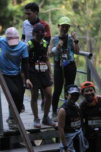 BIB: 1317, 166
                            <button type="button" onclick="openModal(6876715)" class="btn btn-primary btn-sm float-right btn-popup" data-toggle="modal" data-target=".modal-high-quality">
                        <i class="fas fa-shopping-cart"></i> Add to Cart
                    </button>
                                            <button type="button" onclick="isThisMe(6876715, true)" class="btn btn-success btn-sm float-right btn-popup btn-isme hidden" data-toggle="tooltip" data-placement="bottom" title="นี่คือรูปของคุณใช่ไหม คลิกที่นี่เพื่อเอาเข้าอัลบั้ม">
                        <i class="fas fa-plus"></i> Add to album
                    </button>
                    <button type="button" onclick="isThisMe(6876715, false)" class="btn btn-warning btn-sm float-right btn-popup btn-isnotme hidden">
                        <i class="fas fa-ban"></i> Remove from album
                    </button>