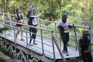 BIB: 1315, 
                            <button type="button" onclick="openModal(6876730)" class="btn btn-primary btn-sm float-right btn-popup" data-toggle="modal" data-target=".modal-high-quality">
                        <i class="fas fa-shopping-cart"></i> Add to Cart
                    </button>
                                            <button type="button" onclick="isThisMe(6876730, true)" class="btn btn-success btn-sm float-right btn-popup btn-isme hidden" data-toggle="tooltip" data-placement="bottom" title="นี่คือรูปของคุณใช่ไหม คลิกที่นี่เพื่อเอาเข้าอัลบั้ม">
                        <i class="fas fa-plus"></i> Add to album
                    </button>
                    <button type="button" onclick="isThisMe(6876730, false)" class="btn btn-warning btn-sm float-right btn-popup btn-isnotme hidden">
                        <i class="fas fa-ban"></i> Remove from album
                    </button>