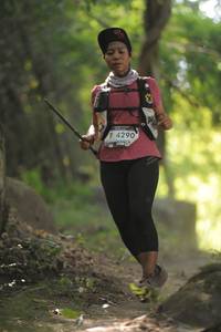 BIB: 4290
                            <button type="button" onclick="openModal(6880235)" class="btn btn-primary btn-sm float-right btn-popup" data-toggle="modal" data-target=".modal-high-quality">
                        <i class="fas fa-shopping-cart"></i> Add to Cart
                    </button>
                                            <button type="button" onclick="isThisMe(6880235, true)" class="btn btn-success btn-sm float-right btn-popup btn-isme hidden" data-toggle="tooltip" data-placement="bottom" title="นี่คือรูปของคุณใช่ไหม คลิกที่นี่เพื่อเอาเข้าอัลบั้ม">
                        <i class="fas fa-plus"></i> Add to album
                    </button>
                    <button type="button" onclick="isThisMe(6880235, false)" class="btn btn-warning btn-sm float-right btn-popup btn-isnotme hidden">
                        <i class="fas fa-ban"></i> Remove from album
                    </button>