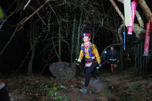 BIB: 1920
                            <button type="button" onclick="openModal(6870902)" class="btn btn-primary btn-sm float-right btn-popup" data-toggle="modal" data-target=".modal-high-quality">
                        <i class="fas fa-shopping-cart"></i> Add to Cart
                    </button>
                                            <button type="button" onclick="isThisMe(6870902, true)" class="btn btn-success btn-sm float-right btn-popup btn-isme hidden" data-toggle="tooltip" data-placement="bottom" title="นี่คือรูปของคุณใช่ไหม คลิกที่นี่เพื่อเอาเข้าอัลบั้ม">
                        <i class="fas fa-plus"></i> Add to album
                    </button>
                    <button type="button" onclick="isThisMe(6870902, false)" class="btn btn-warning btn-sm float-right btn-popup btn-isnotme hidden">
                        <i class="fas fa-ban"></i> Remove from album
                    </button>