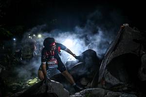 BIB: 7569, 
                            <button type="button" onclick="openModal(6993935)" class="btn btn-primary btn-sm float-right btn-popup" data-toggle="modal" data-target=".modal-high-quality">
                        <i class="fas fa-shopping-cart"></i> Add to Cart
                    </button>
                                            <button type="button" onclick="isThisMe(6993935, true)" class="btn btn-success btn-sm float-right btn-popup btn-isme hidden" data-toggle="tooltip" data-placement="bottom" title="นี่คือรูปของคุณใช่ไหม คลิกที่นี่เพื่อเอาเข้าอัลบั้ม">
                        <i class="fas fa-plus"></i> Add to album
                    </button>
                    <button type="button" onclick="isThisMe(6993935, false)" class="btn btn-warning btn-sm float-right btn-popup btn-isnotme hidden">
                        <i class="fas fa-ban"></i> Remove from album
                    </button>