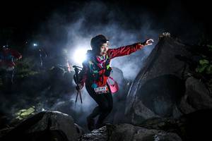 BIB: 192
                            <button type="button" onclick="openModal(6992892)" class="btn btn-primary btn-sm float-right btn-popup" data-toggle="modal" data-target=".modal-high-quality">
                        <i class="fas fa-shopping-cart"></i> Add to Cart
                    </button>
                                            <button type="button" onclick="isThisMe(6992892, true)" class="btn btn-success btn-sm float-right btn-popup btn-isme hidden" data-toggle="tooltip" data-placement="bottom" title="นี่คือรูปของคุณใช่ไหม คลิกที่นี่เพื่อเอาเข้าอัลบั้ม">
                        <i class="fas fa-plus"></i> Add to album
                    </button>
                    <button type="button" onclick="isThisMe(6992892, false)" class="btn btn-warning btn-sm float-right btn-popup btn-isnotme hidden">
                        <i class="fas fa-ban"></i> Remove from album
                    </button>