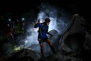 BIB: 
                            <button type="button" onclick="openModal(6993169)" class="btn btn-primary btn-sm float-right btn-popup" data-toggle="modal" data-target=".modal-high-quality">
                        <i class="fas fa-shopping-cart"></i> Add to Cart
                    </button>
                                            <button type="button" onclick="isThisMe(6993169, true)" class="btn btn-success btn-sm float-right btn-popup btn-isme hidden" data-toggle="tooltip" data-placement="bottom" title="นี่คือรูปของคุณใช่ไหม คลิกที่นี่เพื่อเอาเข้าอัลบั้ม">
                        <i class="fas fa-plus"></i> Add to album
                    </button>
                    <button type="button" onclick="isThisMe(6993169, false)" class="btn btn-warning btn-sm float-right btn-popup btn-isnotme hidden">
                        <i class="fas fa-ban"></i> Remove from album
                    </button>