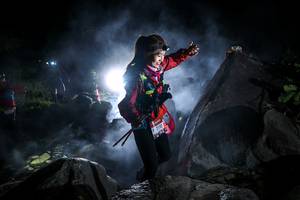 BIB: 7192
                            <button type="button" onclick="openModal(6992898)" class="btn btn-primary btn-sm float-right btn-popup" data-toggle="modal" data-target=".modal-high-quality">
                        <i class="fas fa-shopping-cart"></i> Add to Cart
                    </button>
                                            <button type="button" onclick="isThisMe(6992898, true)" class="btn btn-success btn-sm float-right btn-popup btn-isme hidden" data-toggle="tooltip" data-placement="bottom" title="นี่คือรูปของคุณใช่ไหม คลิกที่นี่เพื่อเอาเข้าอัลบั้ม">
                        <i class="fas fa-plus"></i> Add to album
                    </button>
                    <button type="button" onclick="isThisMe(6992898, false)" class="btn btn-warning btn-sm float-right btn-popup btn-isnotme hidden">
                        <i class="fas fa-ban"></i> Remove from album
                    </button>