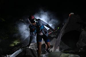 BIB: 410
                            <button type="button" onclick="openModal(6996978)" class="btn btn-primary btn-sm float-right btn-popup" data-toggle="modal" data-target=".modal-high-quality">
                        <i class="fas fa-shopping-cart"></i> Add to Cart
                    </button>
                                            <button type="button" onclick="isThisMe(6996978, true)" class="btn btn-success btn-sm float-right btn-popup btn-isme hidden" data-toggle="tooltip" data-placement="bottom" title="นี่คือรูปของคุณใช่ไหม คลิกที่นี่เพื่อเอาเข้าอัลบั้ม">
                        <i class="fas fa-plus"></i> Add to album
                    </button>
                    <button type="button" onclick="isThisMe(6996978, false)" class="btn btn-warning btn-sm float-right btn-popup btn-isnotme hidden">
                        <i class="fas fa-ban"></i> Remove from album
                    </button>