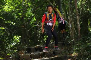 BIB: 220
                            <button type="button" onclick="openModal(6982816)" class="btn btn-primary btn-sm float-right btn-popup" data-toggle="modal" data-target=".modal-high-quality">
                        <i class="fas fa-shopping-cart"></i> Add to Cart
                    </button>
                                            <button type="button" onclick="isThisMe(6982816, true)" class="btn btn-success btn-sm float-right btn-popup btn-isme hidden" data-toggle="tooltip" data-placement="bottom" title="นี่คือรูปของคุณใช่ไหม คลิกที่นี่เพื่อเอาเข้าอัลบั้ม">
                        <i class="fas fa-plus"></i> Add to album
                    </button>
                    <button type="button" onclick="isThisMe(6982816, false)" class="btn btn-warning btn-sm float-right btn-popup btn-isnotme hidden">
                        <i class="fas fa-ban"></i> Remove from album
                    </button>