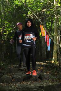 BIB: 1766
                            <button type="button" onclick="openModal(6975361)" class="btn btn-primary btn-sm float-right btn-popup" data-toggle="modal" data-target=".modal-high-quality">
                        <i class="fas fa-shopping-cart"></i> Add to Cart
                    </button>
                                            <button type="button" onclick="isThisMe(6975361, true)" class="btn btn-success btn-sm float-right btn-popup btn-isme hidden" data-toggle="tooltip" data-placement="bottom" title="นี่คือรูปของคุณใช่ไหม คลิกที่นี่เพื่อเอาเข้าอัลบั้ม">
                        <i class="fas fa-plus"></i> Add to album
                    </button>
                    <button type="button" onclick="isThisMe(6975361, false)" class="btn btn-warning btn-sm float-right btn-popup btn-isnotme hidden">
                        <i class="fas fa-ban"></i> Remove from album
                    </button>