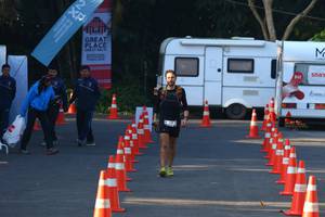 BIB: 
                            <button type="button" onclick="openModal(6962120)" class="btn btn-primary btn-sm float-right btn-popup" data-toggle="modal" data-target=".modal-high-quality">
                        <i class="fas fa-shopping-cart"></i> Add to Cart
                    </button>
                                            <button type="button" onclick="isThisMe(6962120, true)" class="btn btn-success btn-sm float-right btn-popup btn-isme hidden" data-toggle="tooltip" data-placement="bottom" title="นี่คือรูปของคุณใช่ไหม คลิกที่นี่เพื่อเอาเข้าอัลบั้ม">
                        <i class="fas fa-plus"></i> Add to album
                    </button>
                    <button type="button" onclick="isThisMe(6962120, false)" class="btn btn-warning btn-sm float-right btn-popup btn-isnotme hidden">
                        <i class="fas fa-ban"></i> Remove from album
                    </button>