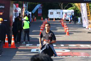 BIB: 
                            <button type="button" onclick="openModal(6973080)" class="btn btn-primary btn-sm float-right btn-popup" data-toggle="modal" data-target=".modal-high-quality">
                        <i class="fas fa-shopping-cart"></i> Add to Cart
                    </button>
                                            <button type="button" onclick="isThisMe(6973080, true)" class="btn btn-success btn-sm float-right btn-popup btn-isme hidden" data-toggle="tooltip" data-placement="bottom" title="นี่คือรูปของคุณใช่ไหม คลิกที่นี่เพื่อเอาเข้าอัลบั้ม">
                        <i class="fas fa-plus"></i> Add to album
                    </button>
                    <button type="button" onclick="isThisMe(6973080, false)" class="btn btn-warning btn-sm float-right btn-popup btn-isnotme hidden">
                        <i class="fas fa-ban"></i> Remove from album
                    </button>